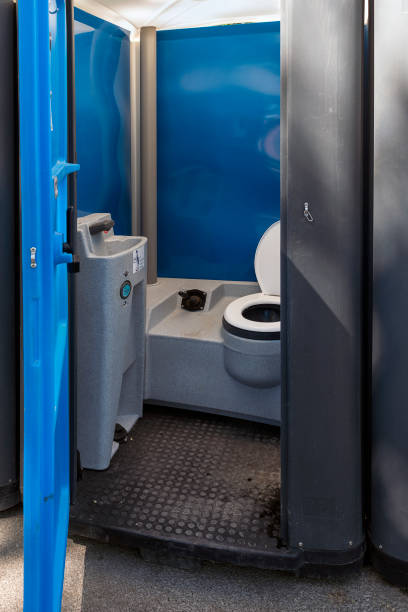 Portable restroom solutions in Eddyville, IA